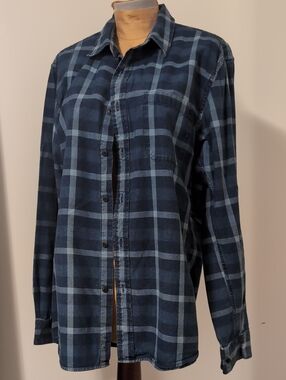 Uniqlo Navy and Light Blue Plaid Button-Down Shirt